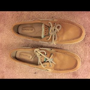 Tan Sperry's Woman's size 6