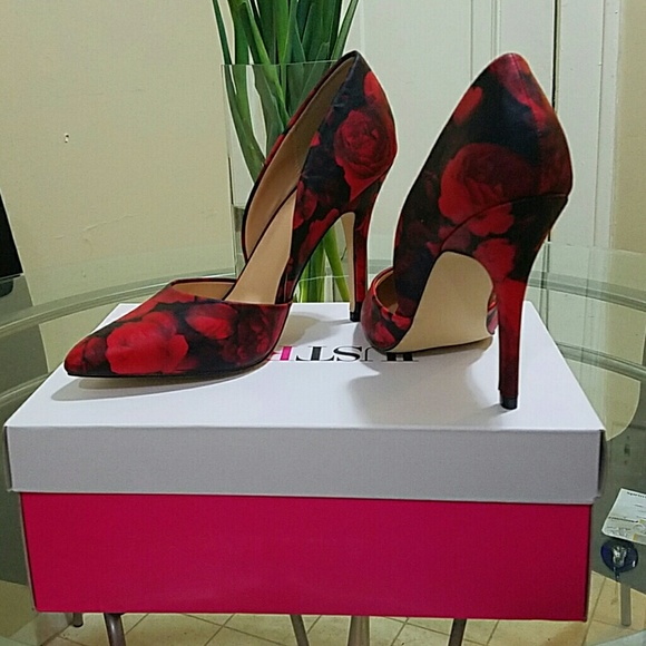JustFab Shoes - NWT Justfab red roses heels NIB