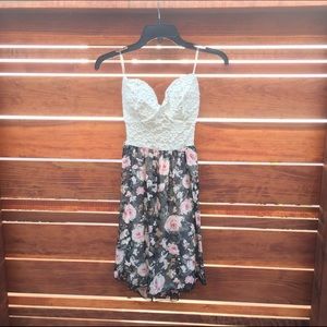 Strapless flowy mini dress.