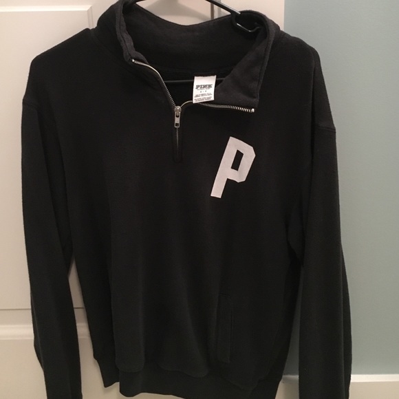 VS pink pull over sweatshirt