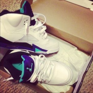 Jordan 5, Grape 5s, make an offer
