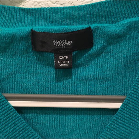 Blue sweater - Picture 2 of 2