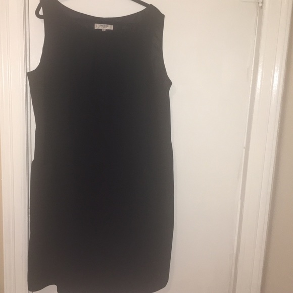 Go to dress!