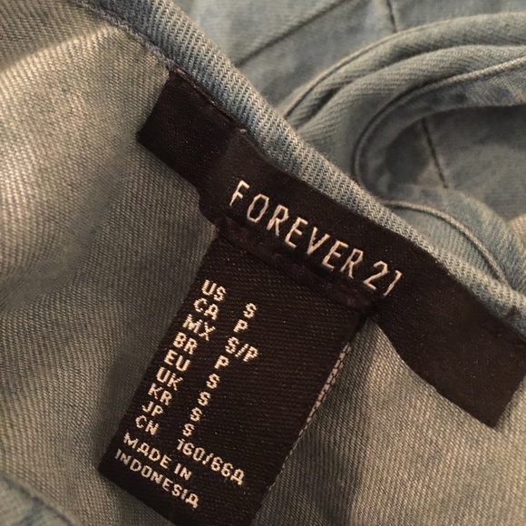 Jumper - Picture 2 of 2