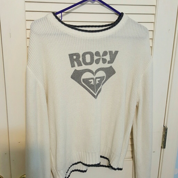 Roxy short sweater