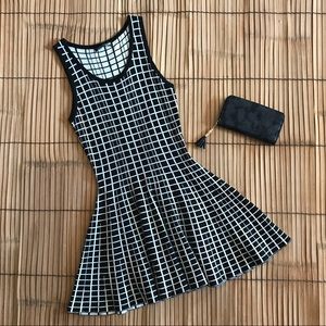 Viscose grid printed dress w/ FREE wallet