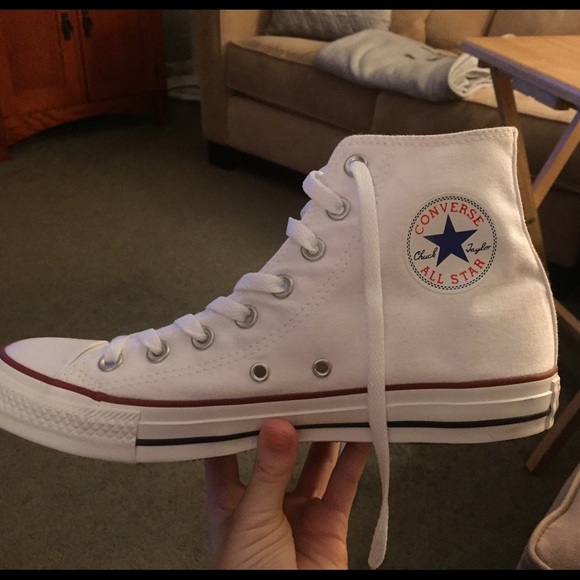 white converse in box