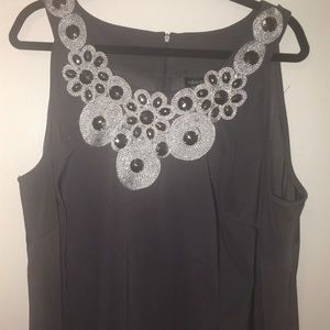 Cute dress with design!
