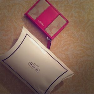 Coach mini skinny id case