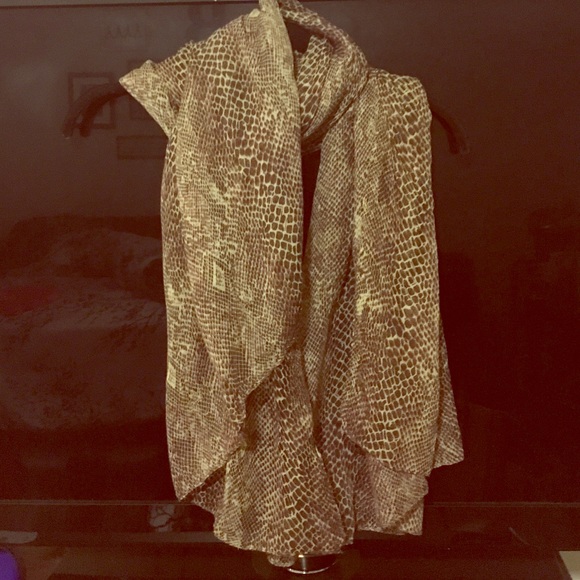 Snakeskin-esque patterned scarf