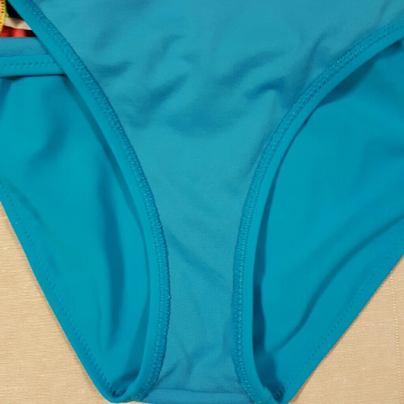Swimsuit - Picture 3 of 3
