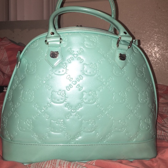 Hello kitty purse