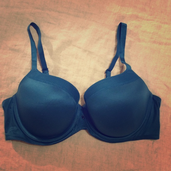 VS Fabulous lined Demi-bra