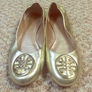 Size 6: Audrey Brooke Gold Flats
