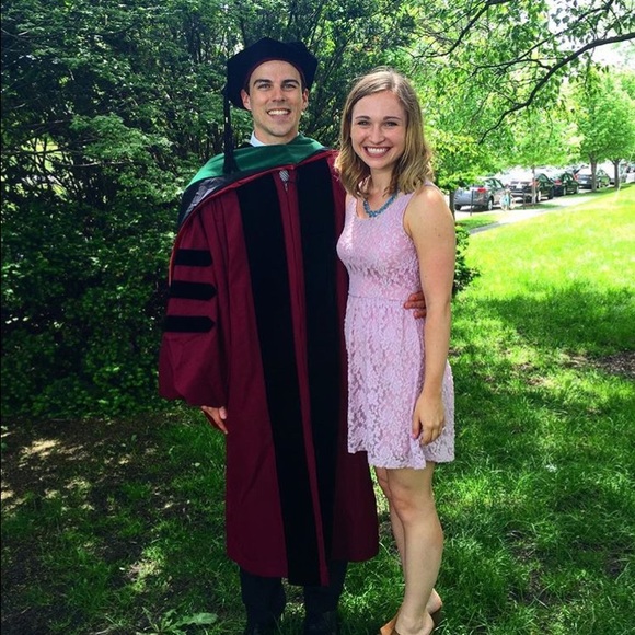 Meet your Posher, Katy - Picture 3 of 3