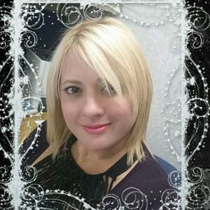 Meet your Posher, Ana