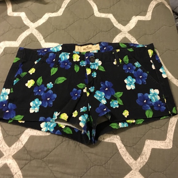 Hollister shorts