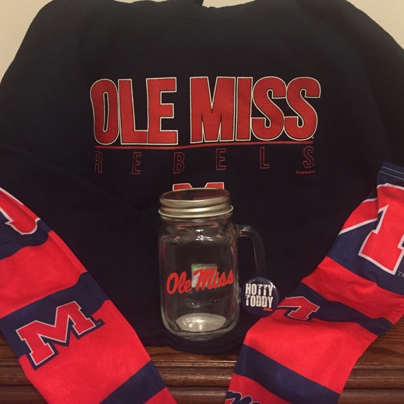 OLE MISS REBELS SET!!! NWT