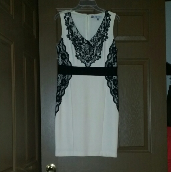 Dress - Picture 1 of 1