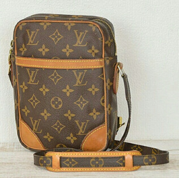 Louis Vuitton Handbags - LOUIS VUITTON DANUBE 3764782 comes with COA
