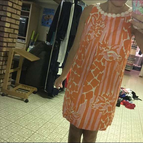 Lilly Pulitzer giraffeeey