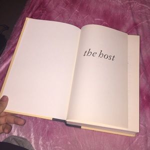 " the host " by Stephanie Meyer