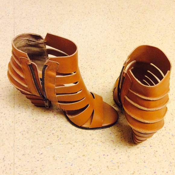 Casted STEVEN by Steve Madden Women's sandal - Picture 2 of 4