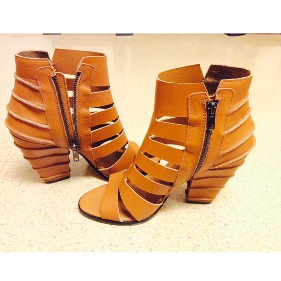 Casted STEVEN by Steve Madden Women's sandal - Picture 4 of 4