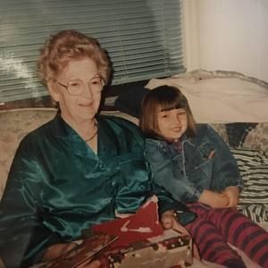 Meet your Posher, Celeste