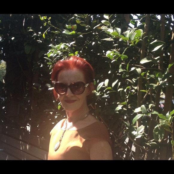 Meet your Posher, Eleanor - Picture 1 of 1