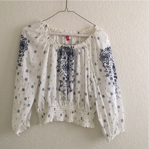 White off shoulder crop top