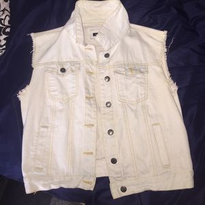 Jean Vest