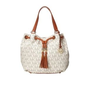 New Michael Kors handbag 100% authentic