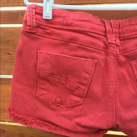 Red jean shorts. - Picture 3 of 3