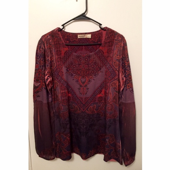 ONE WORLD Tops - vintage top