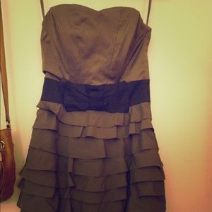 Classic grey dress with black bow