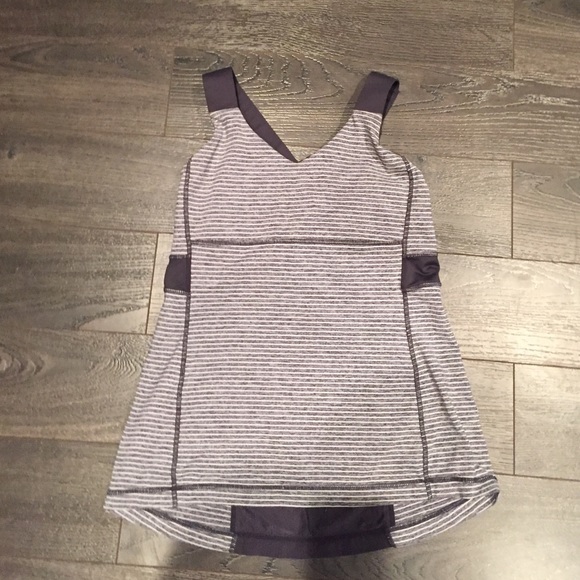 Push your limits Lululemon tank top. Size 8