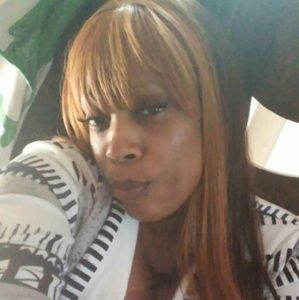 Meet your Posher, Dana