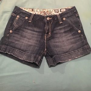 Miss Me shorts