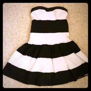 Cute wide stripped dress