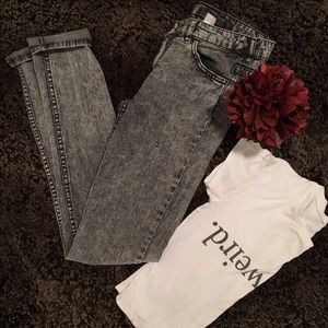 ❗️SALE❗️Divided Grey Denim Jeggings