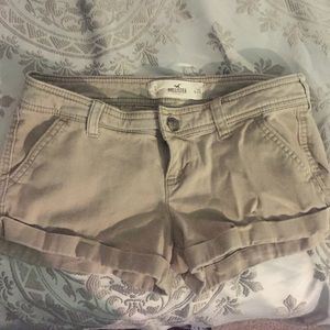 Hollister khaki shorts