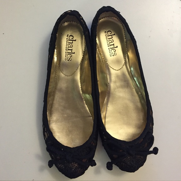 *BRAND NEW* Charles by Charles David Lace Flats