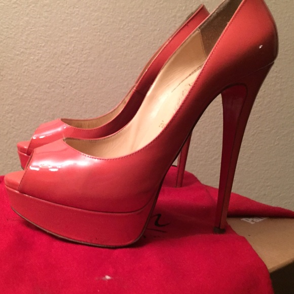 💯% Authentic Christian Louboutin Lady Peep - Picture 1 of 3