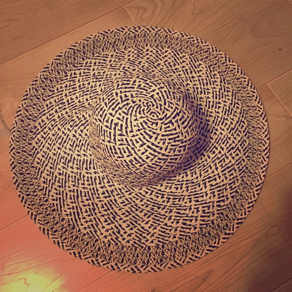 Woven Floppy Sun Hat GAP - Picture 1 of 4