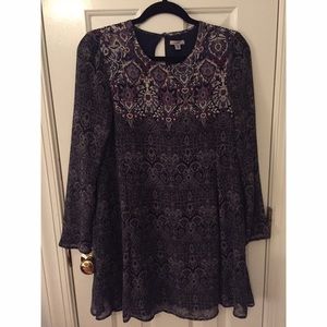 Ecote printed long sleeve dress!