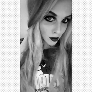 Meet your Posher, Kelley