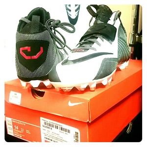 Nike CJ Elite 2 TD cleats