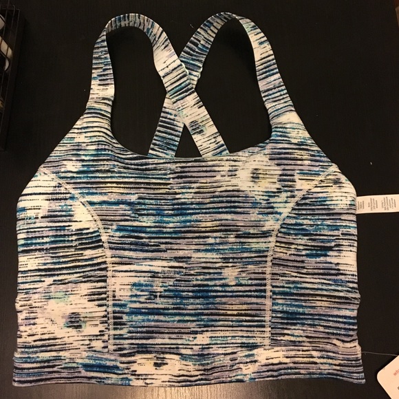 Lululemon sports bra