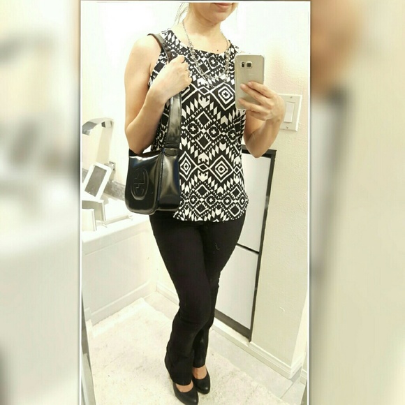 Very versatile blouse - Picture 3 of 3